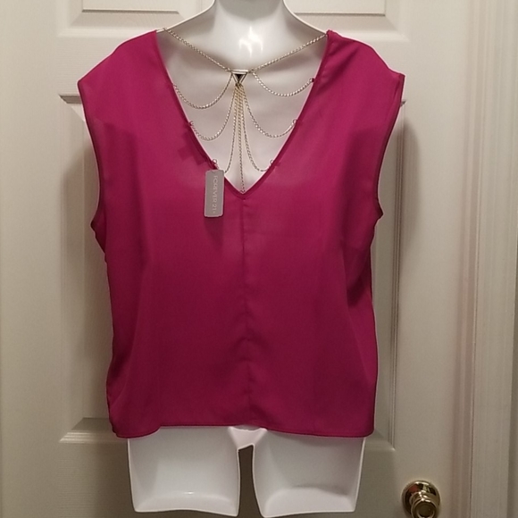 Top - Picture 2 of 4